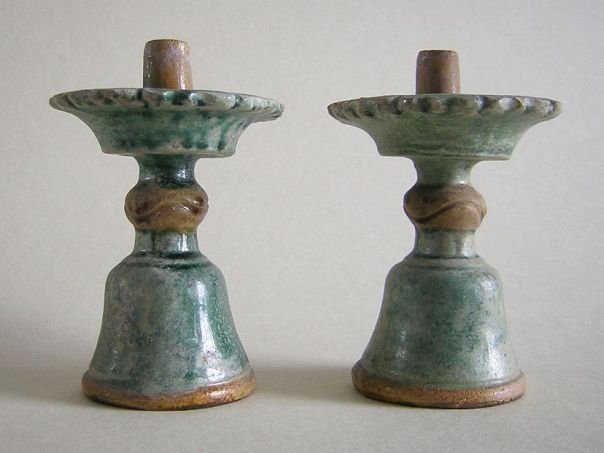 Pair of candlesticks – (9010)